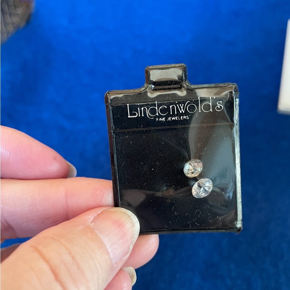 Linder world loose diamonds